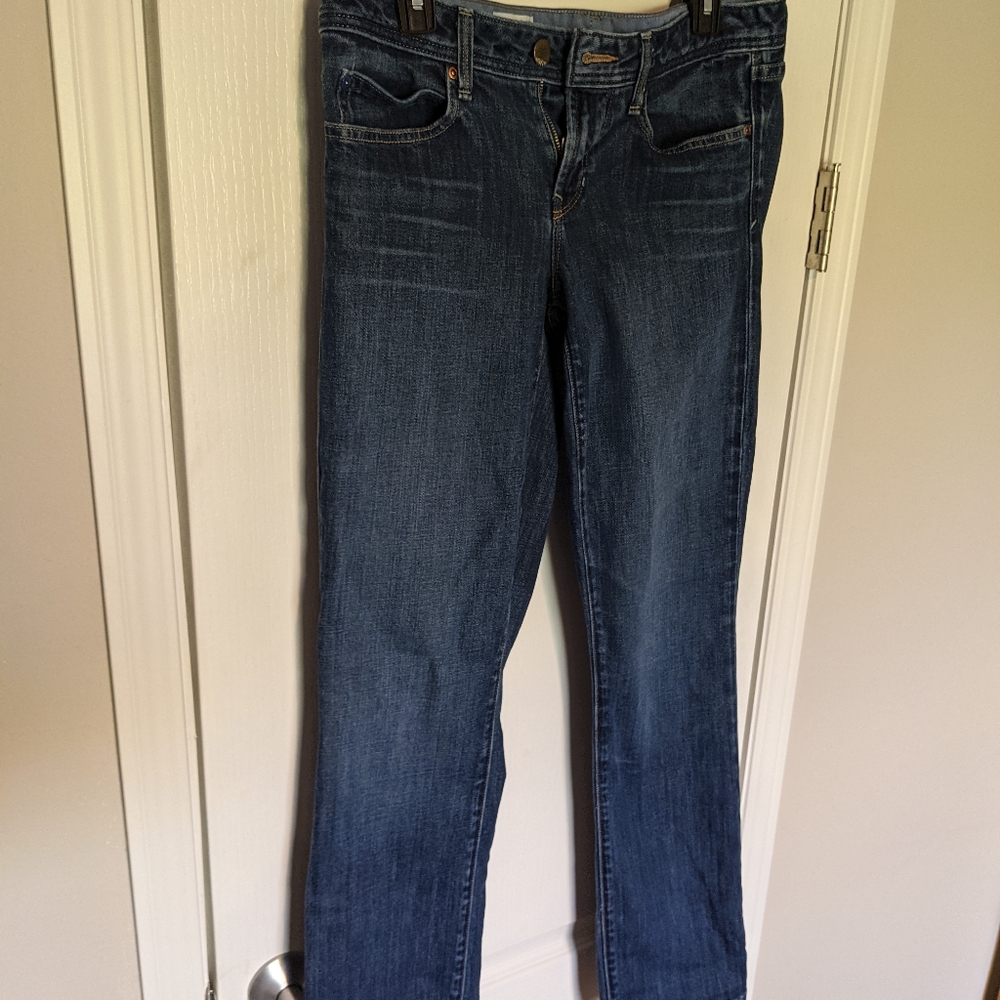Size 28 Gap 1969 real straight jeans